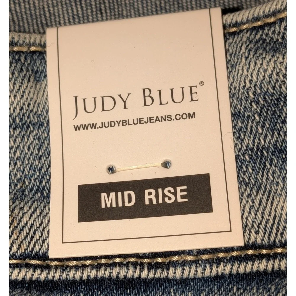 Judy Blue XL Mid Rise Distressed Paint Splatter Denim Cut‎ Off Shorts NWT